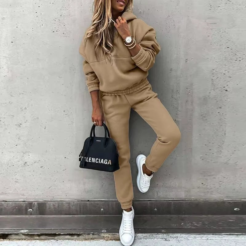 Fashionable Long Sleeve Sweatshirt Set Casual Sportswear Two-Piece Autumn Winter New Arrival for Women Comfortable Streetwear